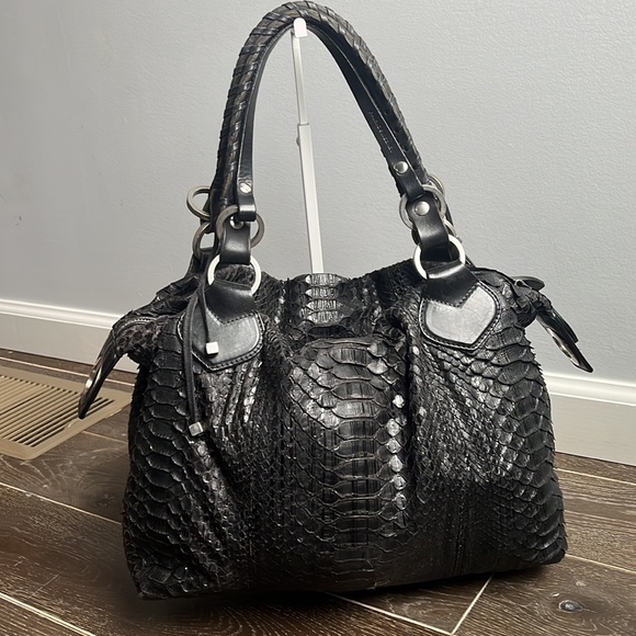 Pauric Sweeney python embossed leather handbag - Picture 3 of 10